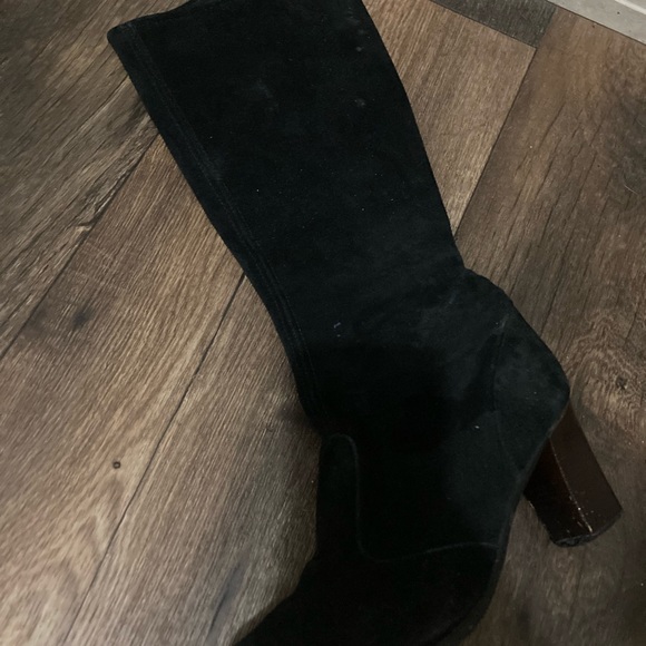 Black boots - Picture 4 of 5